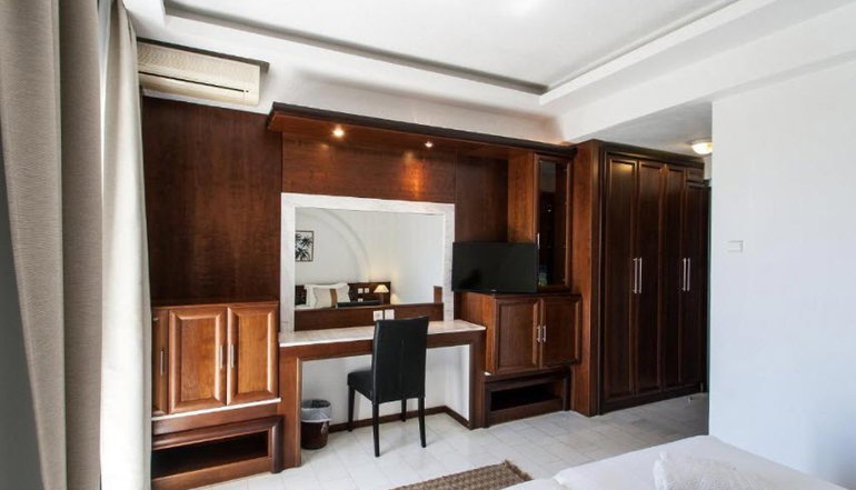Arco Beach Hotel
